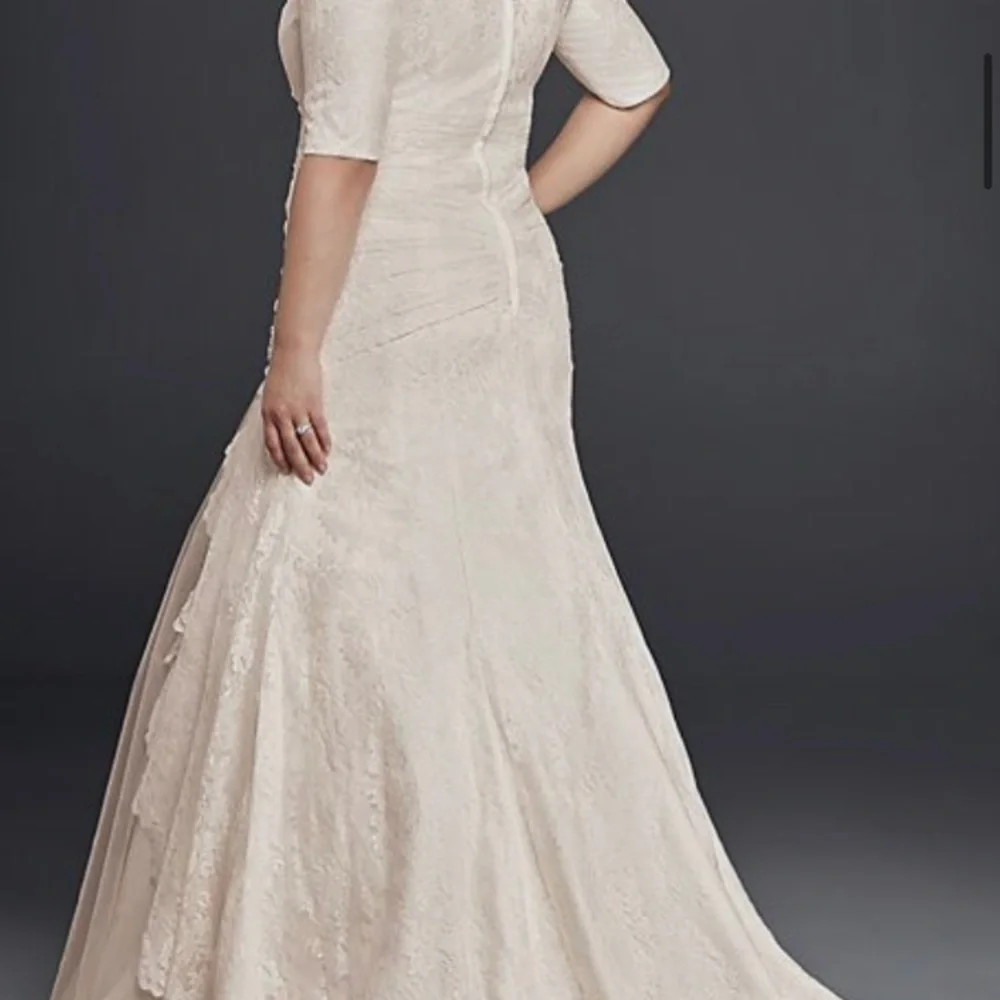 Wedding dress - Picture 5 of 6